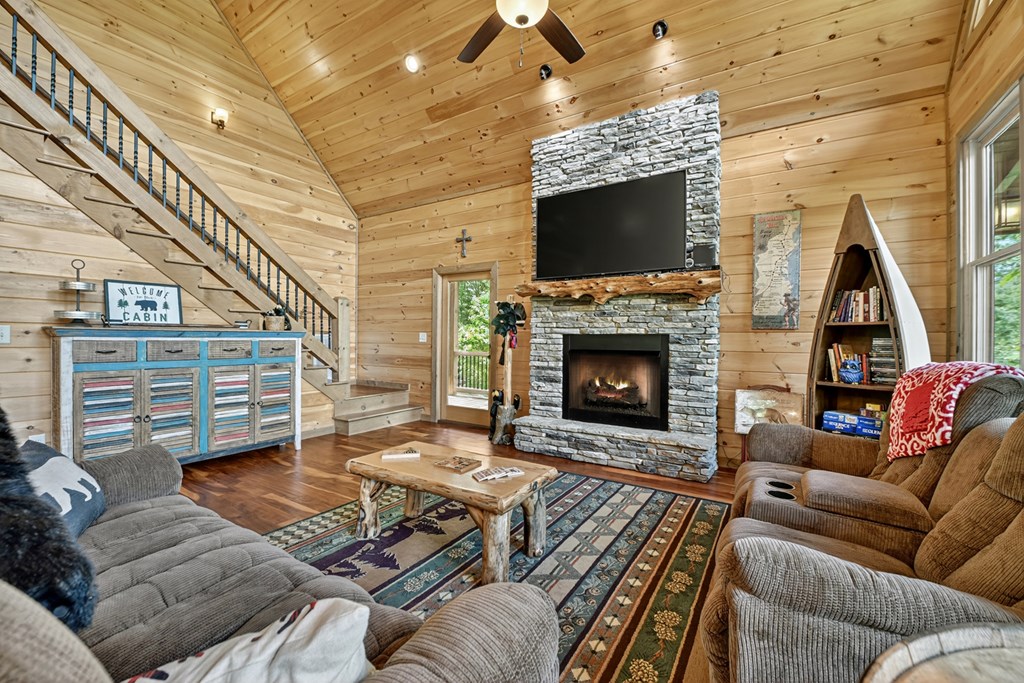 417212 Blue Ridge Residential