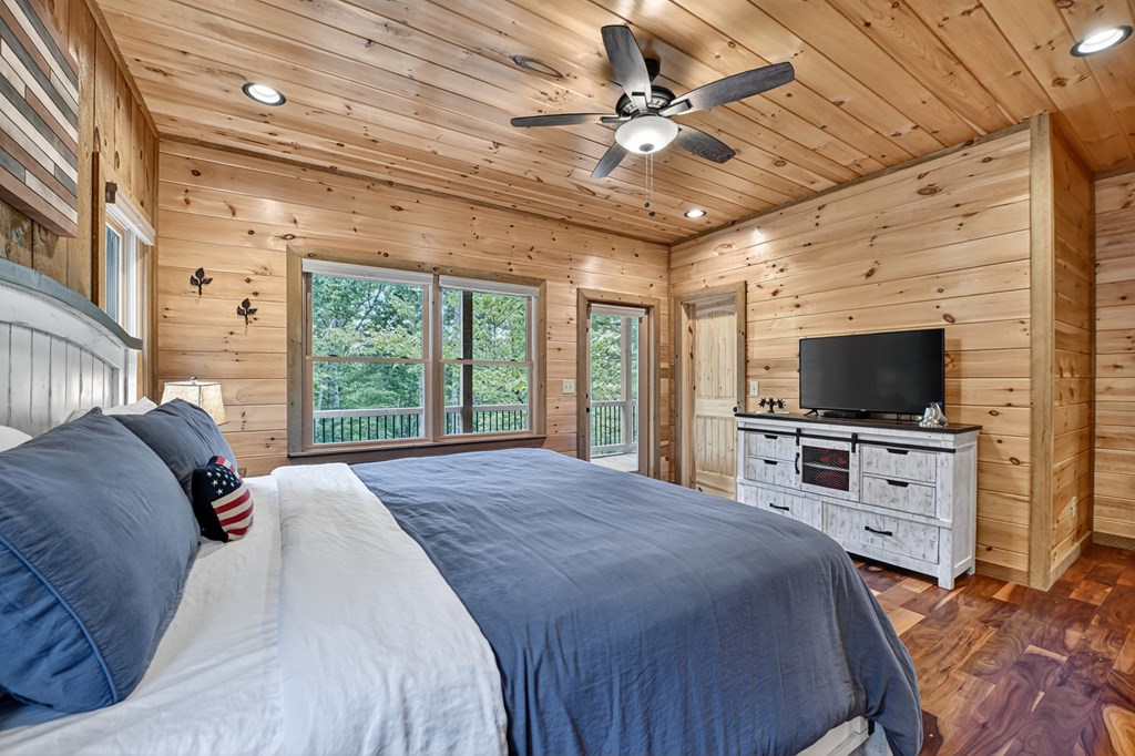 417212 Blue Ridge Residential