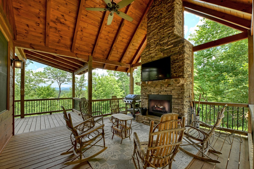 417212 Blue Ridge Residential