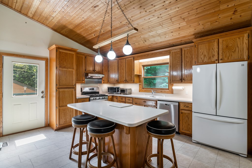 417215 Andrews Residential