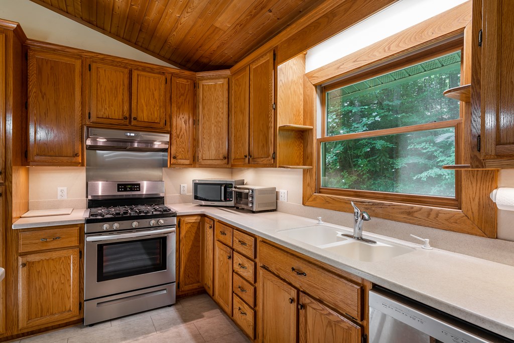417215 Andrews Residential