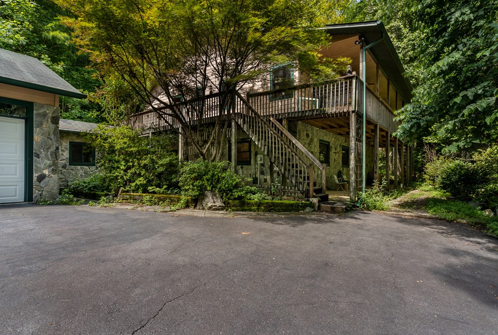 417215 Andrews Residential