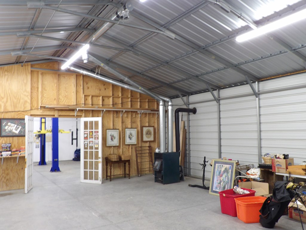 417221 Hiawassee Residential