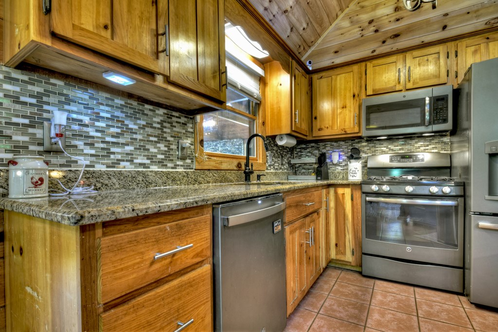417229 Blue Ridge Residential