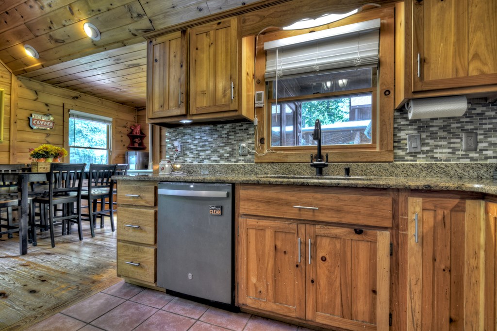 417229 Blue Ridge Residential