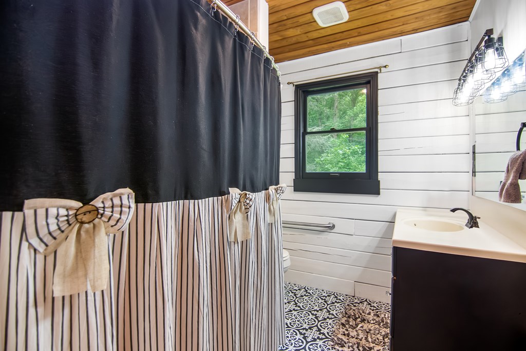 417231 Ellijay Residential