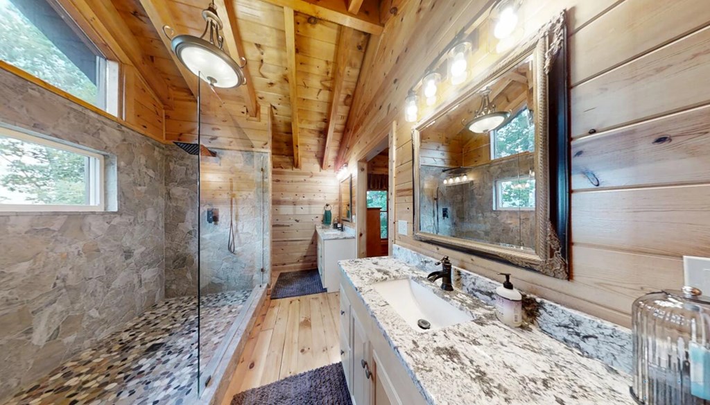 417233 Blairsville Residential
