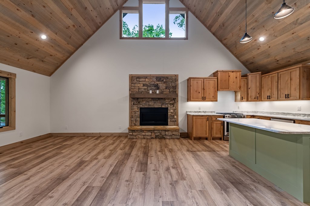 417241 Blue Ridge Residential