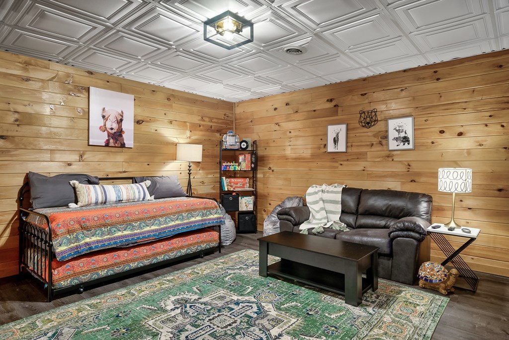 417242 Blue Ridge Residential