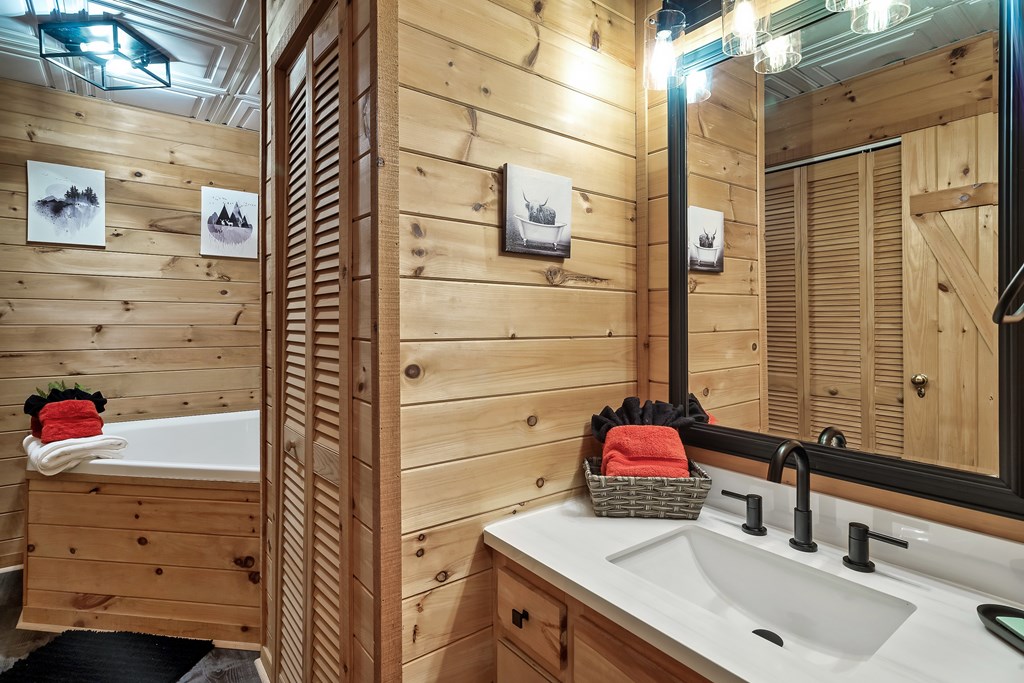 417242 Blue Ridge Residential
