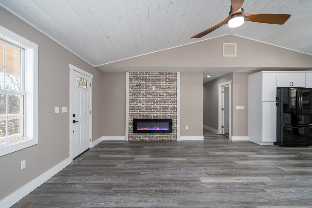417253 Blue Ridge Residential