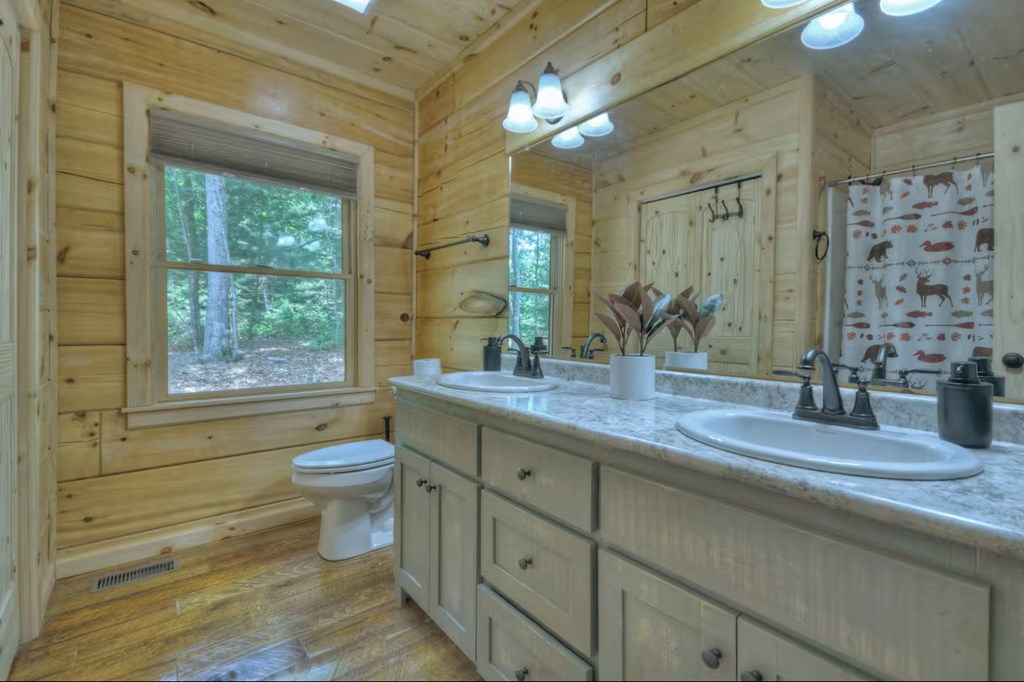 417256 Blue Ridge Residential