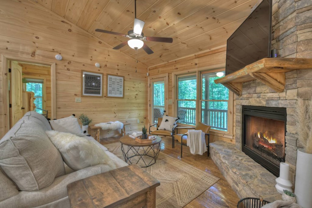 417256 Blue Ridge Residential