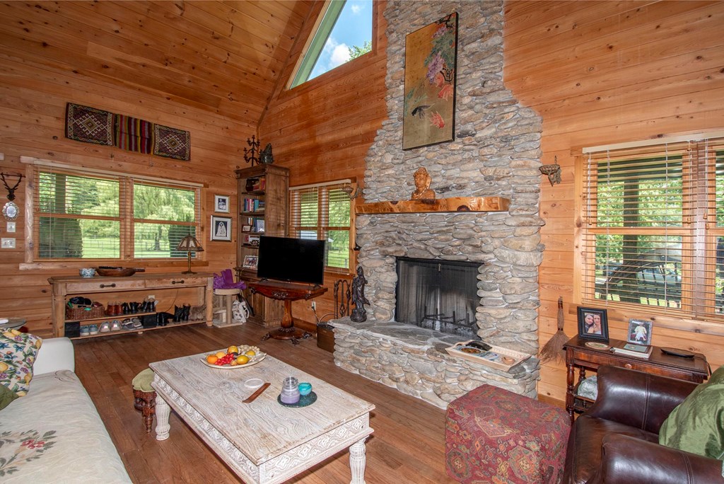 417261 Warne Residential