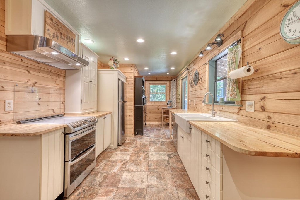 417262 Blairsville Residential