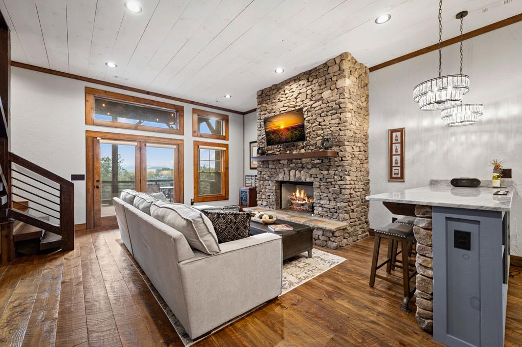 417263 Blue Ridge Residential