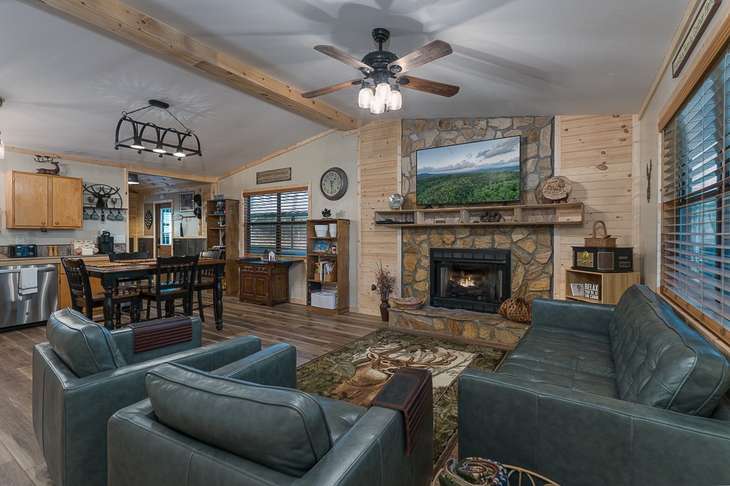 417264 Murphy Residential