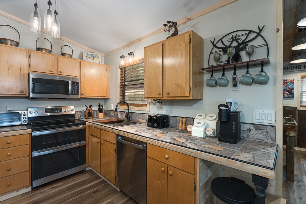 417264 Murphy Residential