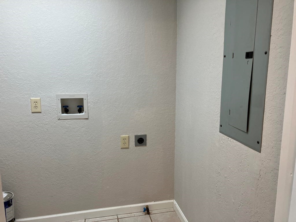 417266 Murphy Residential