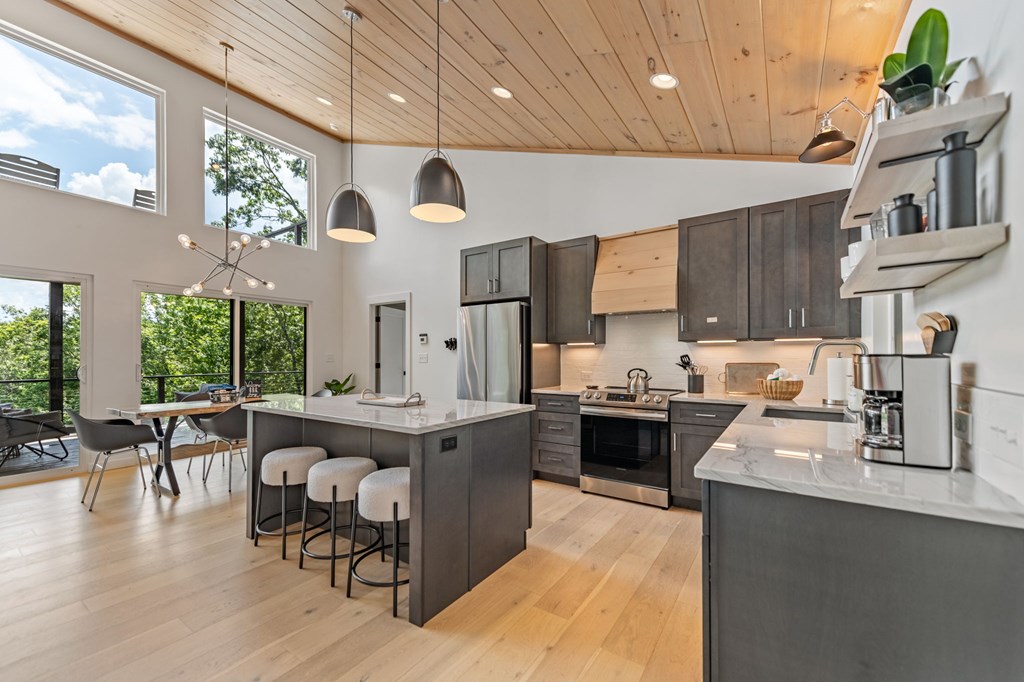417278 Blue Ridge Residential