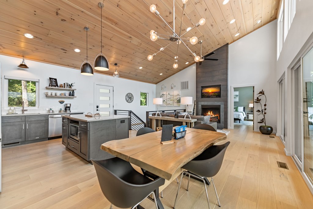 417278 Blue Ridge Residential