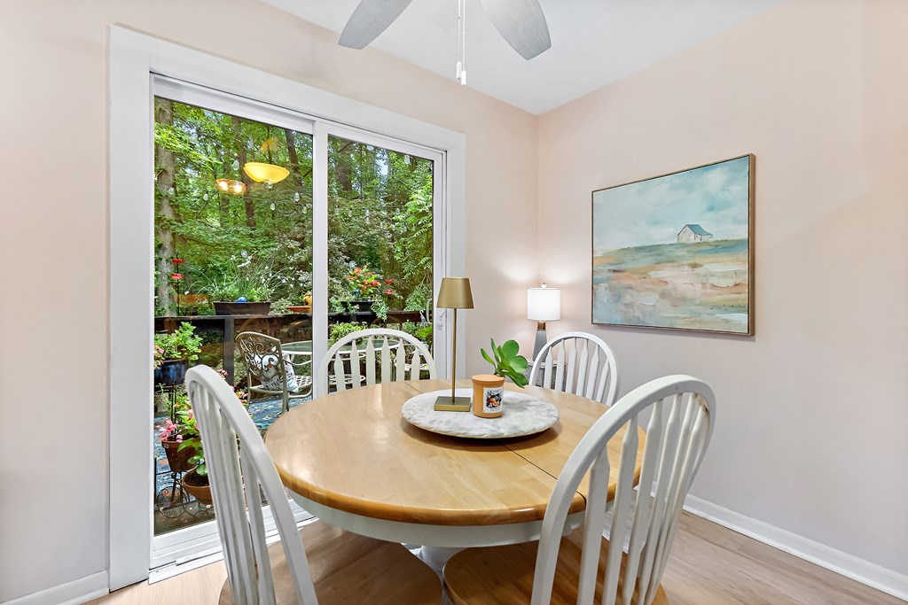 417285 Woodstock Residential