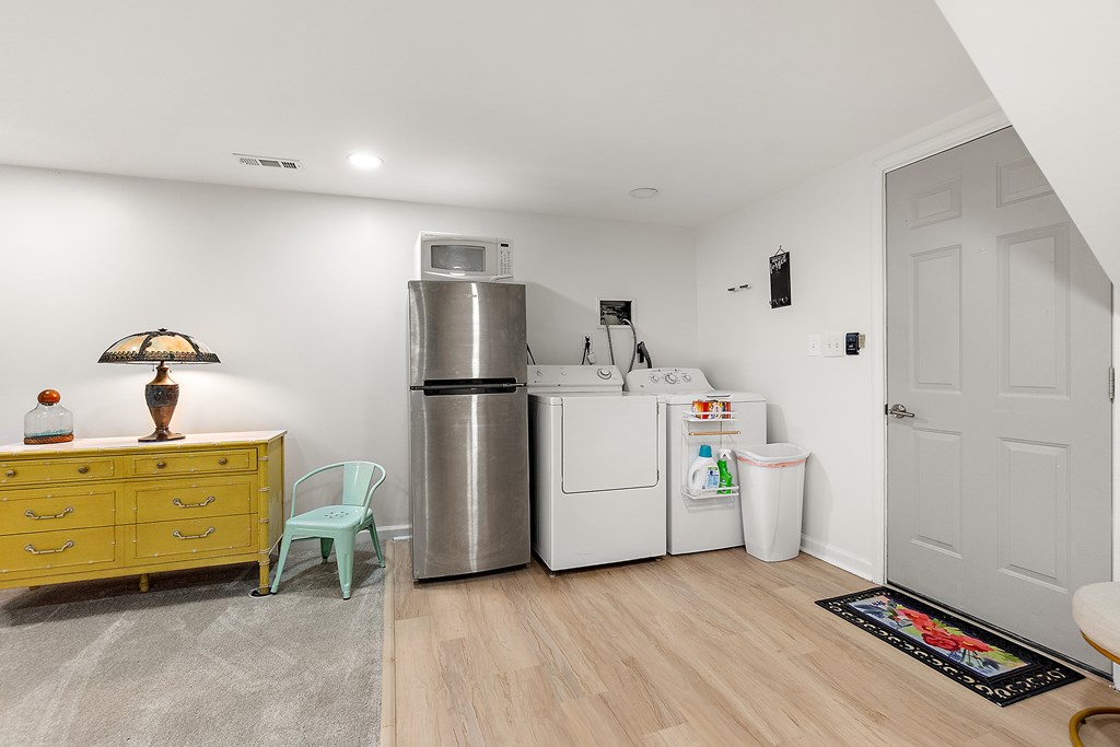 417285 Woodstock Residential
