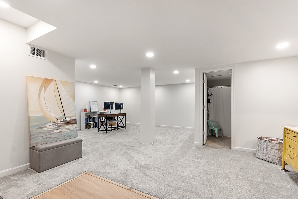 417285 Woodstock Residential