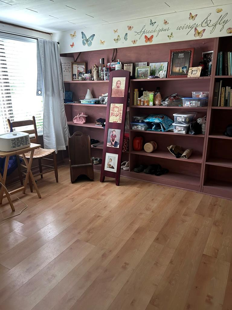 417286 Hayesville Residential