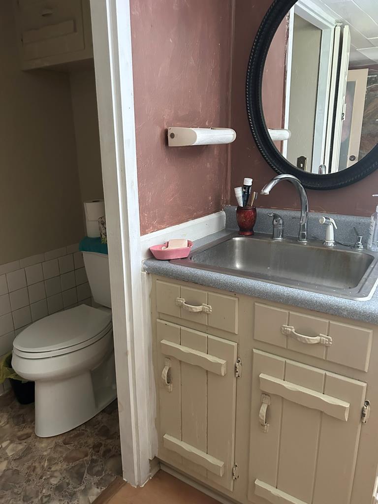417286 Hayesville Residential
