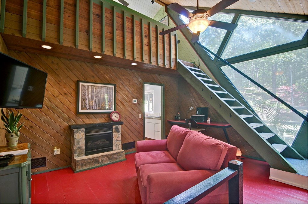 417293 Dawsonville Residential
