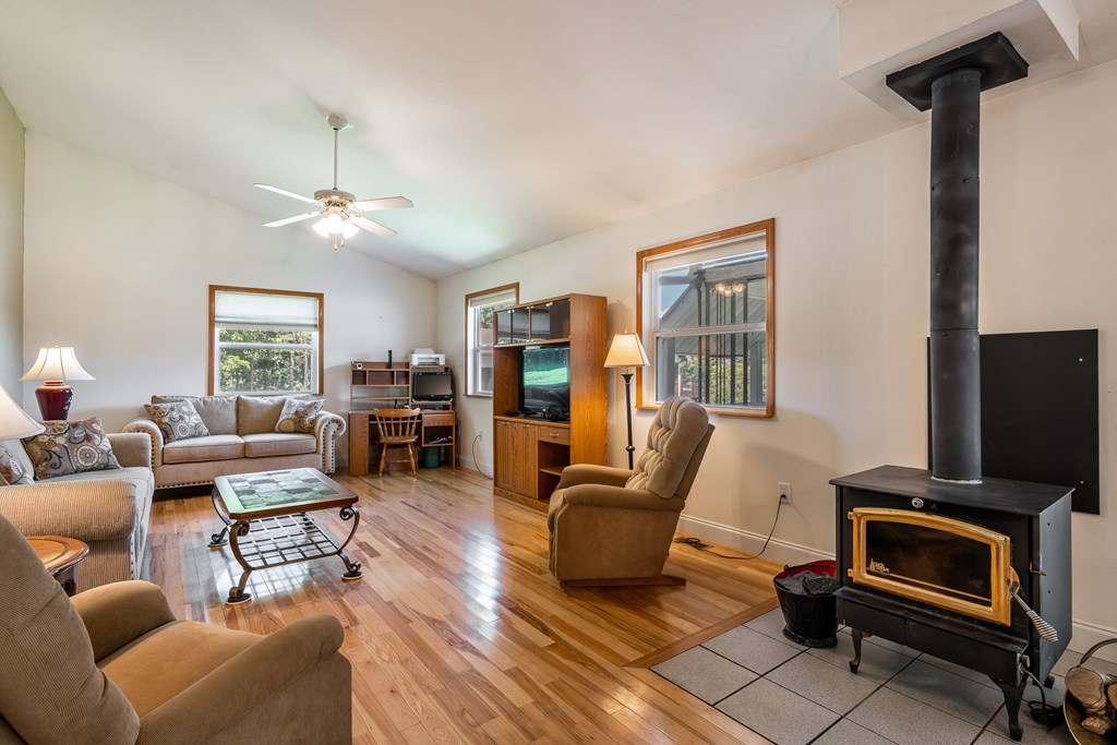 417295 Blairsville Residential