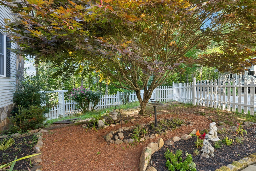 417303 Blairsville Residential