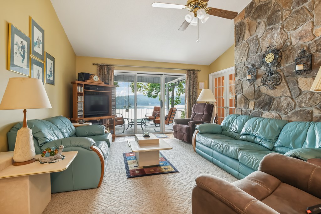 417303 Blairsville Residential