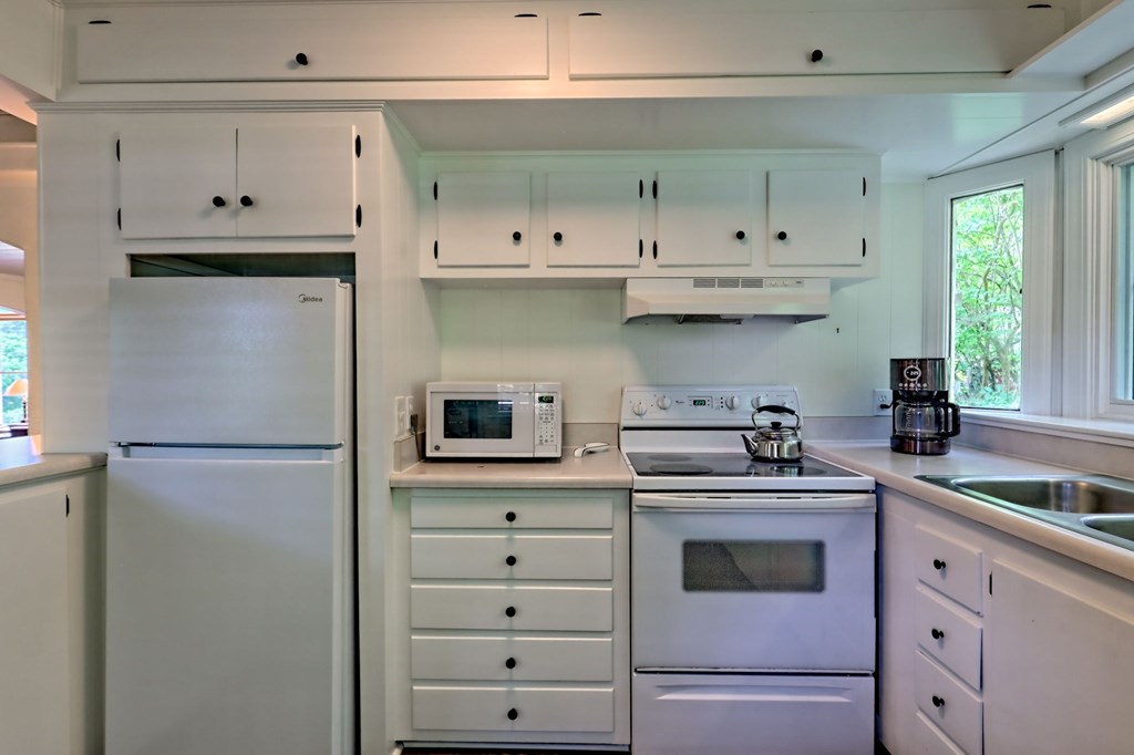 417304 Hayesville Residential