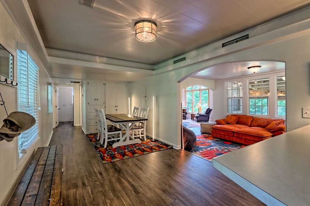 417304 Hayesville Residential