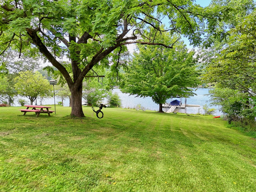 417304 Hayesville Residential