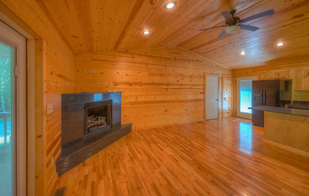 417308 Murphy Residential
