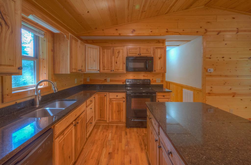 417308 Murphy Residential