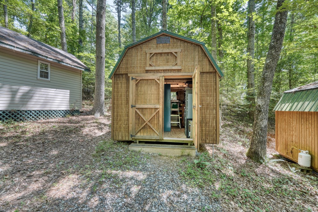 417310 Blairsville Residential