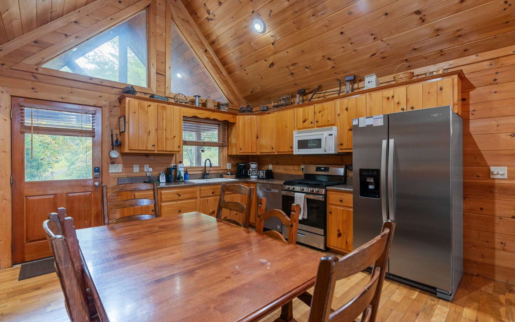417319 Mineral Bluff Residential