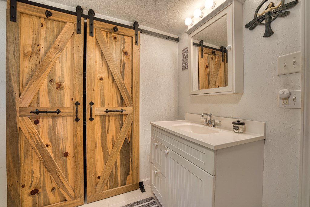 417322 Murphy Residential