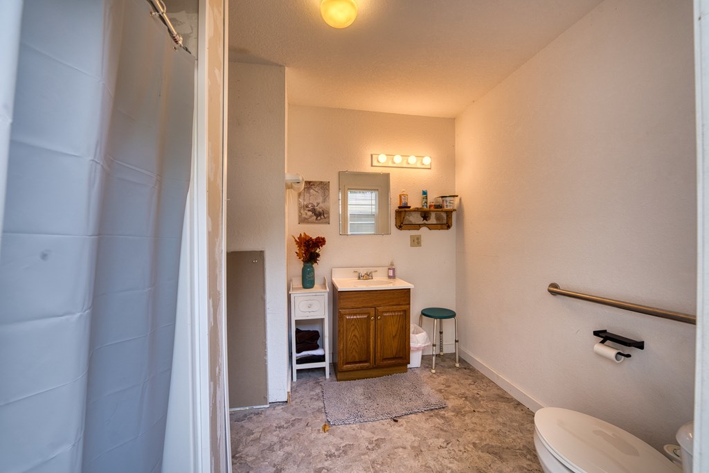 417322 Murphy Residential
