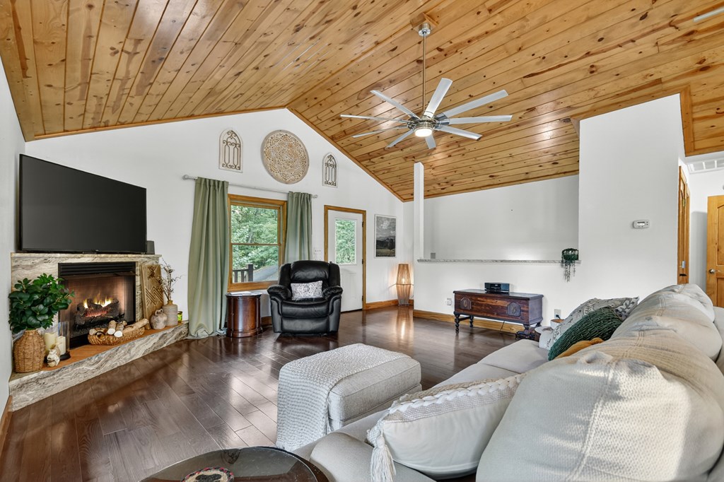 417327 Murphy Residential