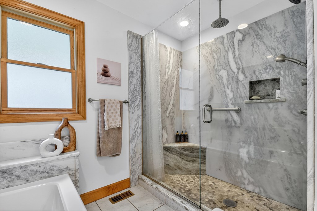 417327 Murphy Residential