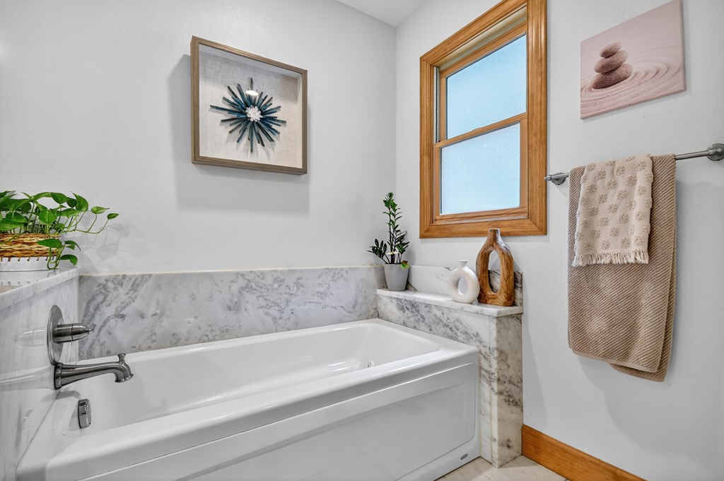 417327 Murphy Residential