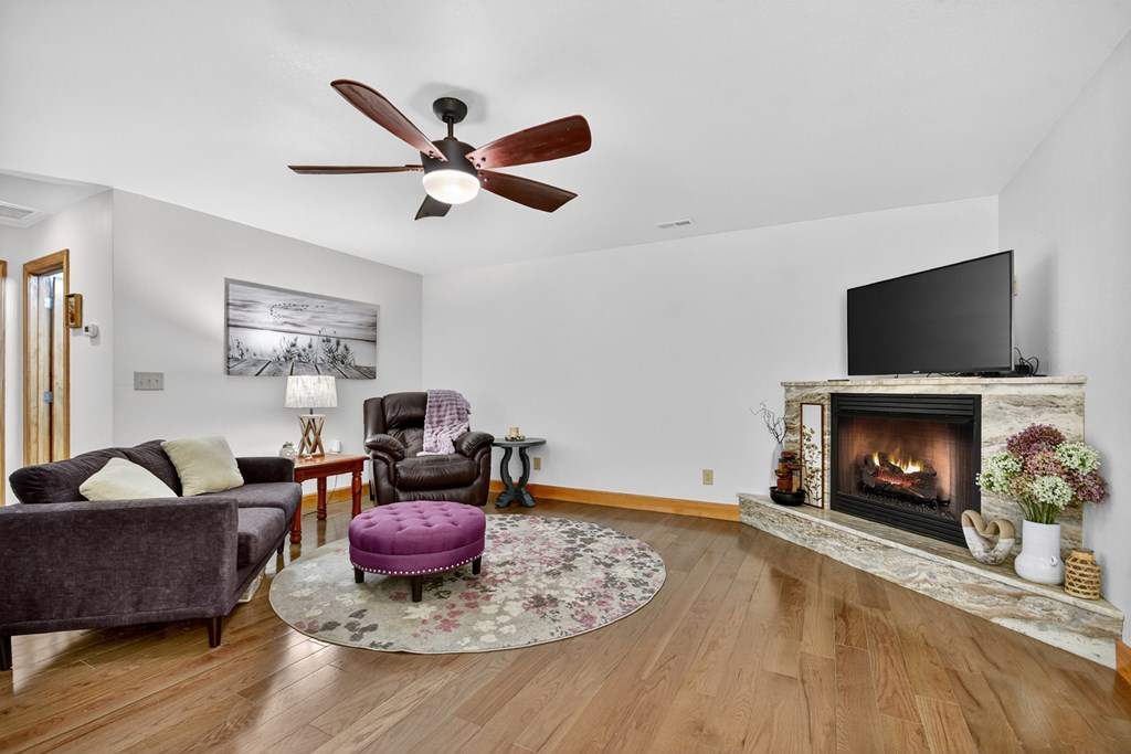 417327 Murphy Residential