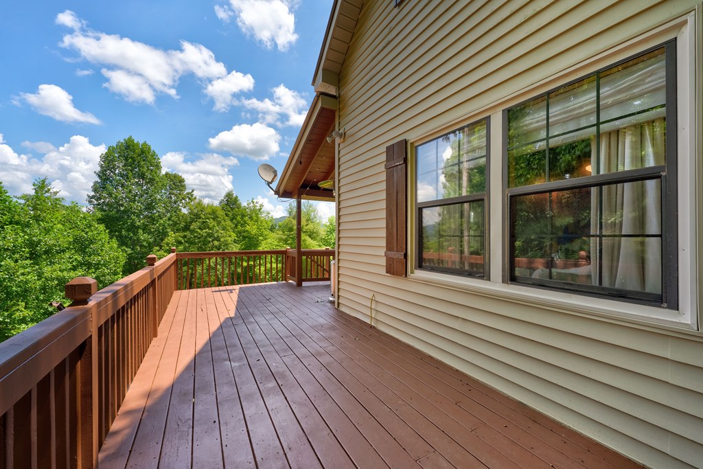 417330 Mineral Bluff Residential
