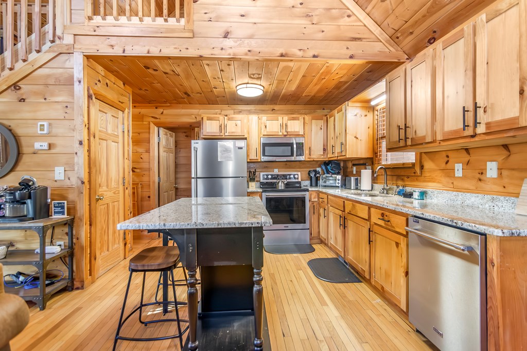 417332 Morganton Residential