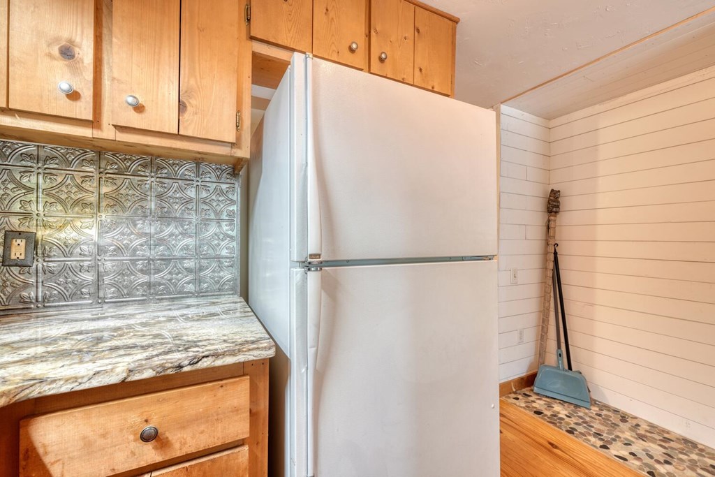 417333 Blairsville Residential